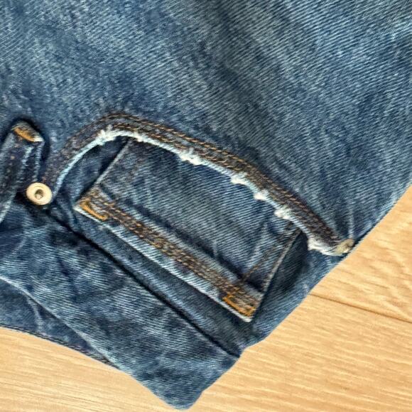 10/30 Good American Straight Leg Jeans Distressed Jeans - Picture 5 of 12
